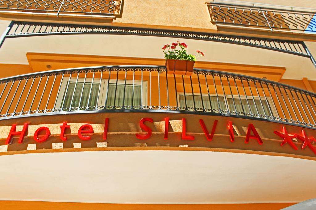 Hotel Silvia Misano Adriatico Luaran gambar