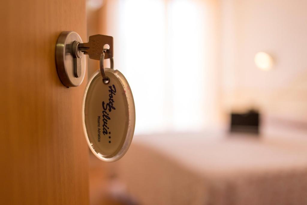 Hotel Silvia Misano Adriatico Bilik gambar